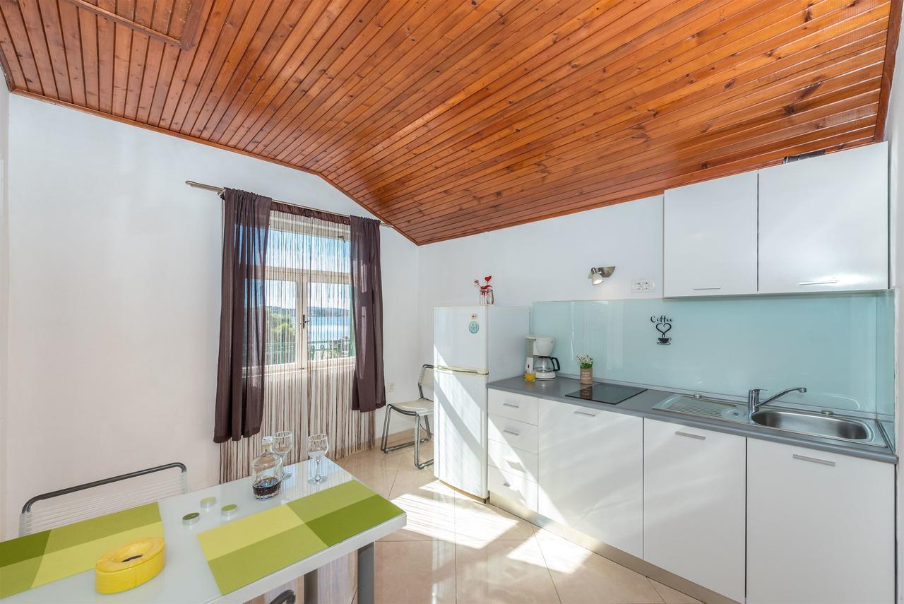 Apartments Anita ซรีมา ภายนอก รูปภาพ